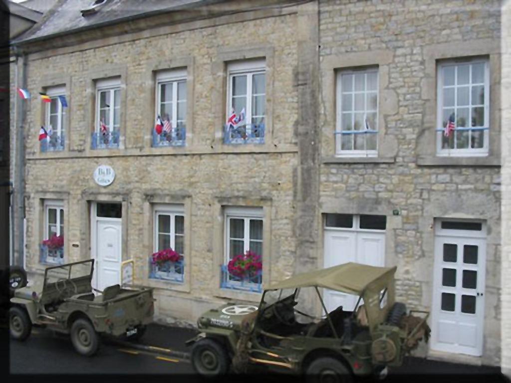 Chambres d'hôtes de l'Eglise Sainte-Mere-Eglise Exterior foto